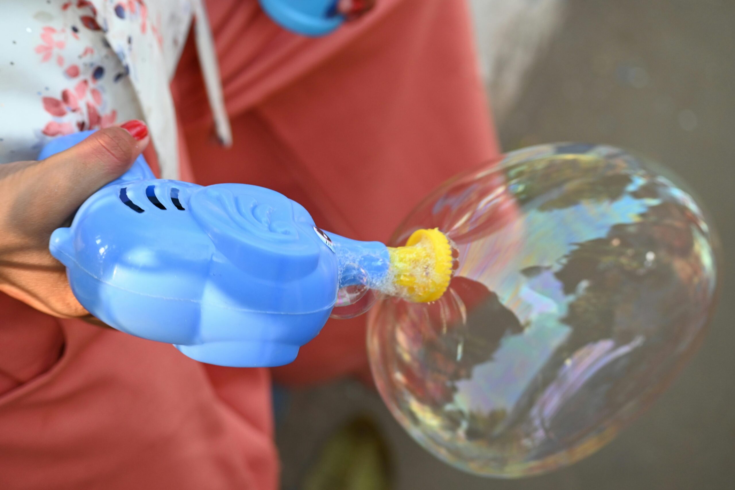 Electric Light Porous Handheld Bubble Machine
